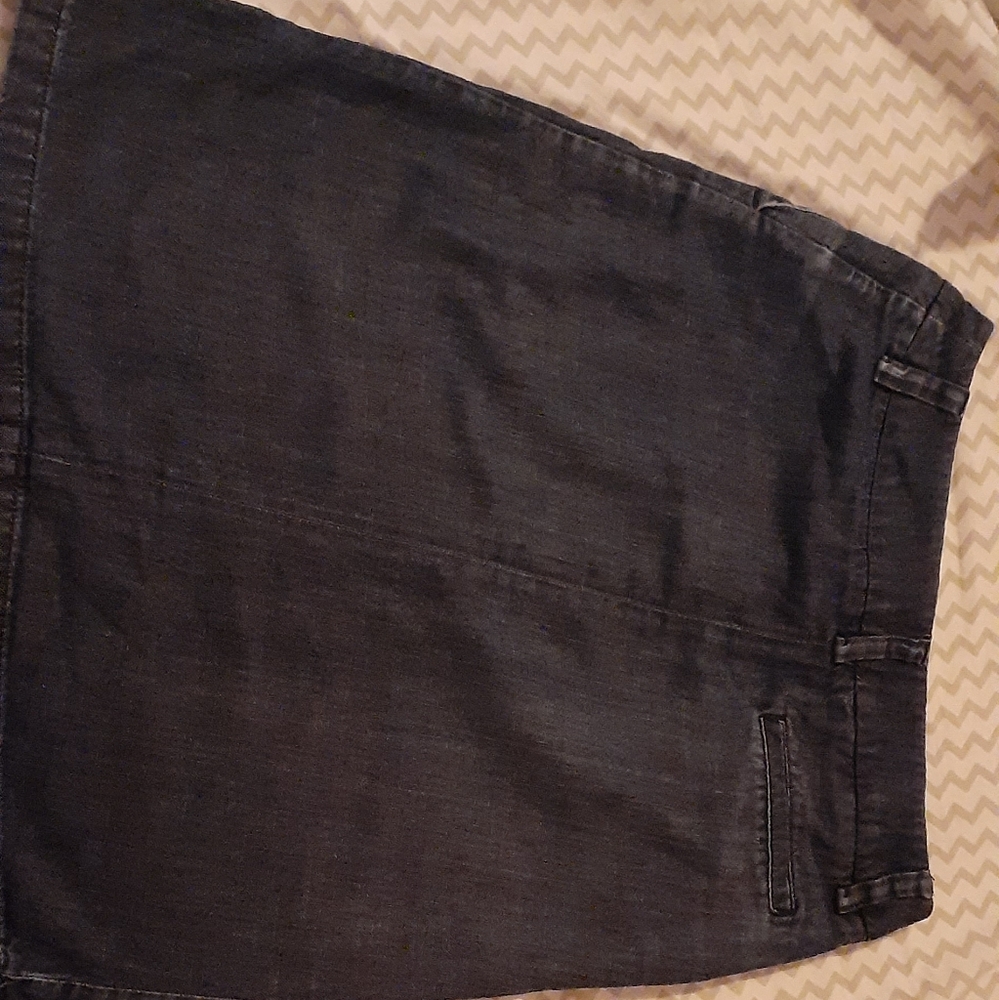 Clothes - Picture 3 of 3